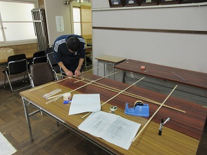 凧骨の組み立て
